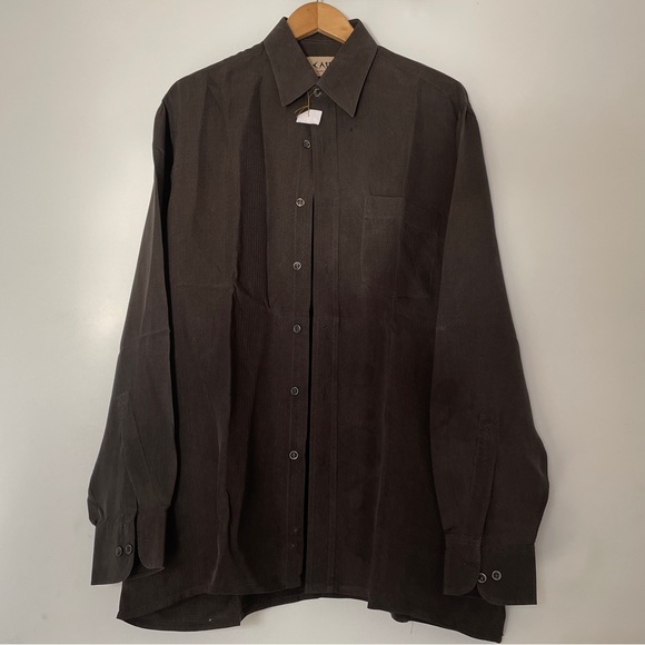 Other - Mens textured brown shirt